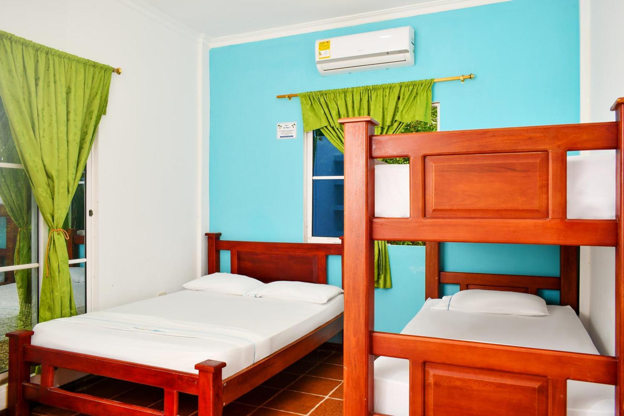 Hotel Isla Magica Coveñas Esterno foto