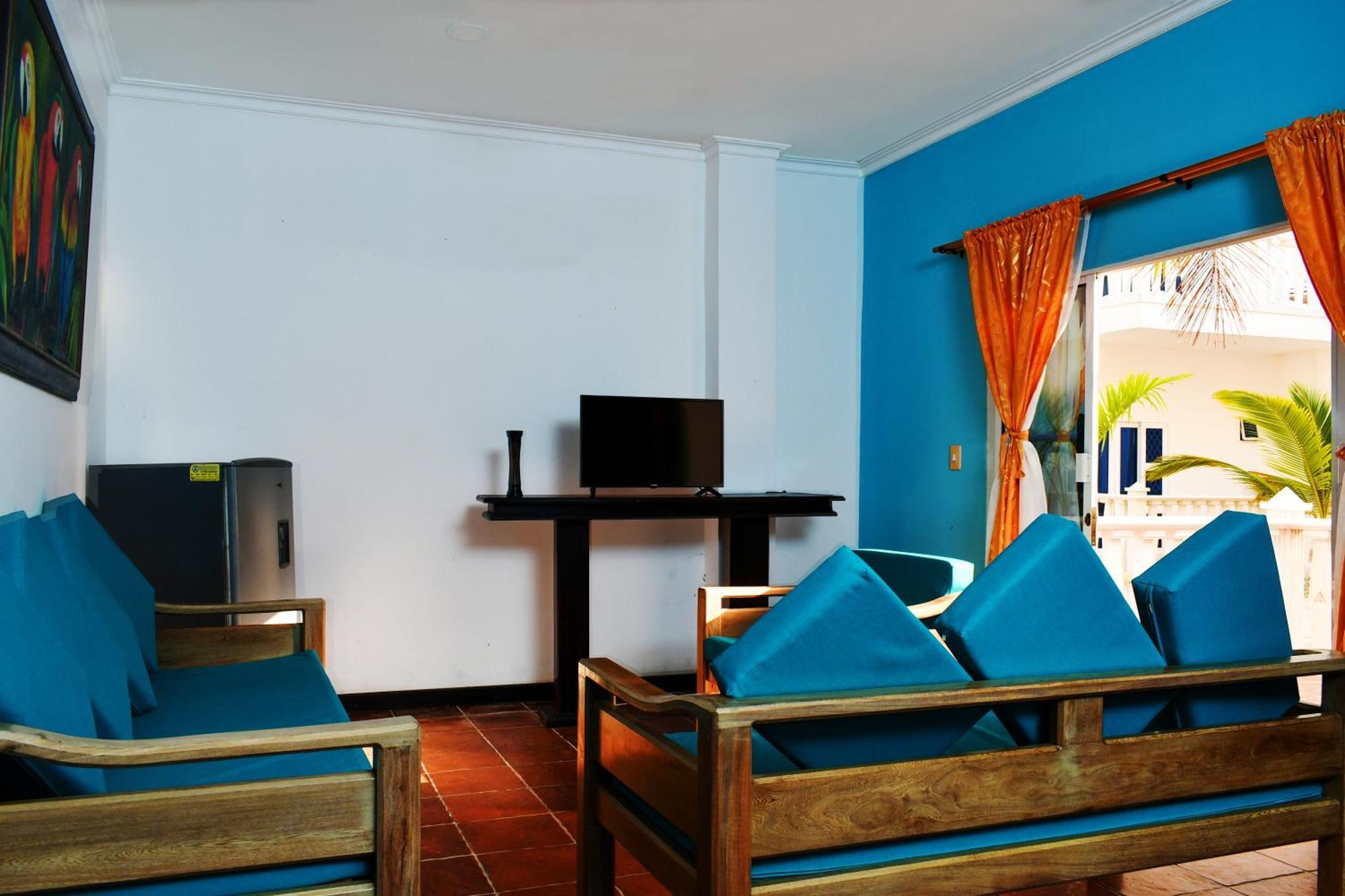 Hotel Isla Magica Coveñas Esterno foto
